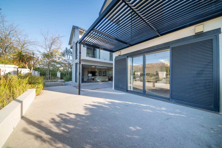 To Let 4 Bedroom Property for Rent in Val De Vie Estate Western Cape